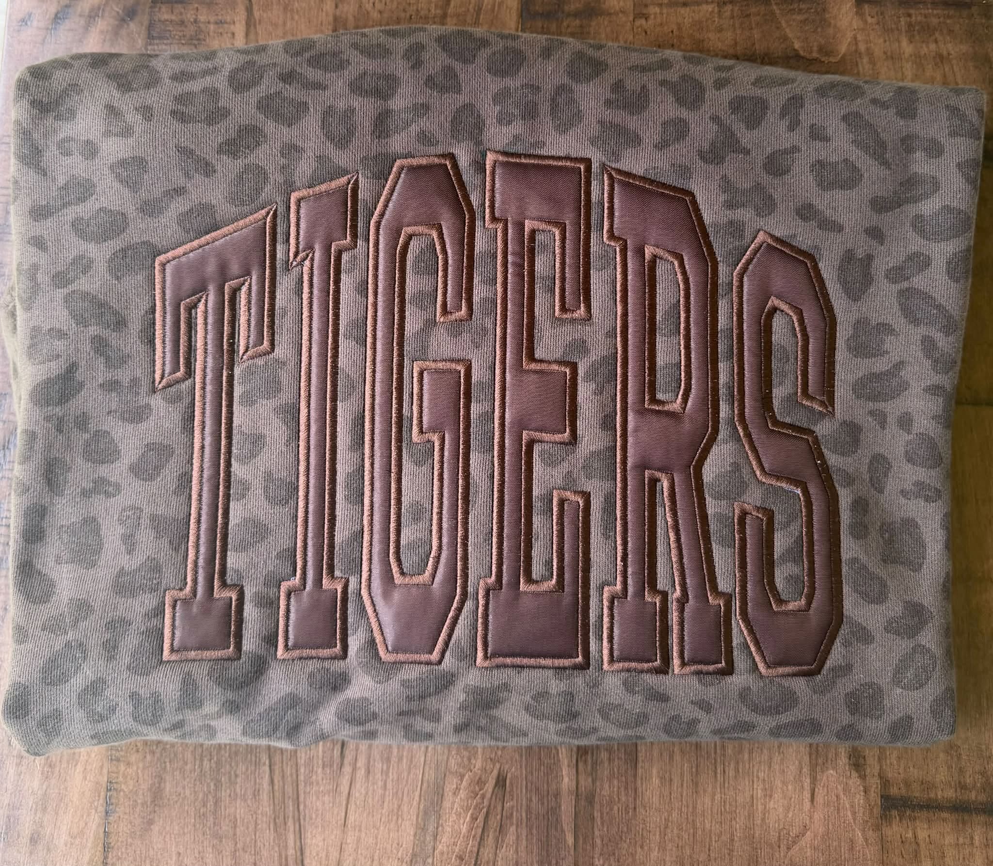 Tigers Satin Vintage Leopard Cotton Collective Crewneck